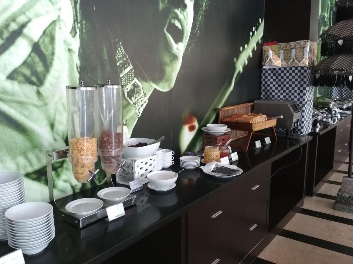 Seminyak Garden Hotel Dalung  Buitenkant foto